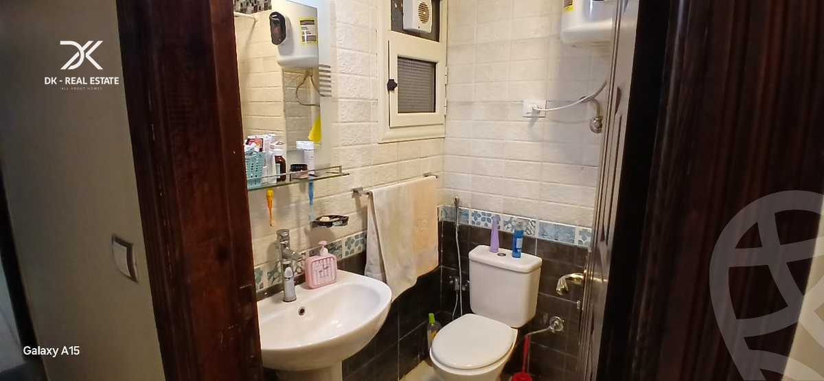https://aqarmap.com.eg/en/listing/6033853-for-sale-alexandria-sporting-el-geish-road
