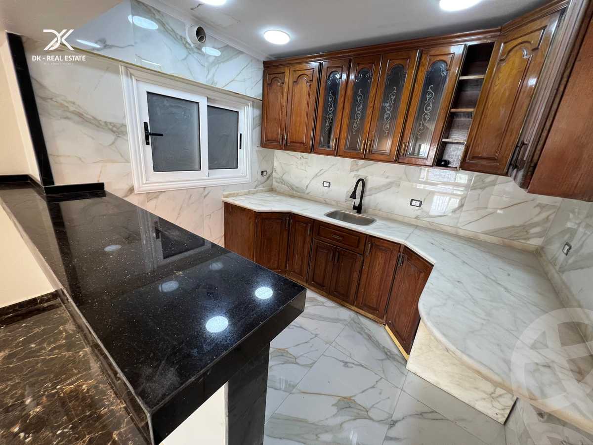 https://aqarmap.com.eg/en/listing/6046713-for-sale-alexandria-stanley-el-geish-rd