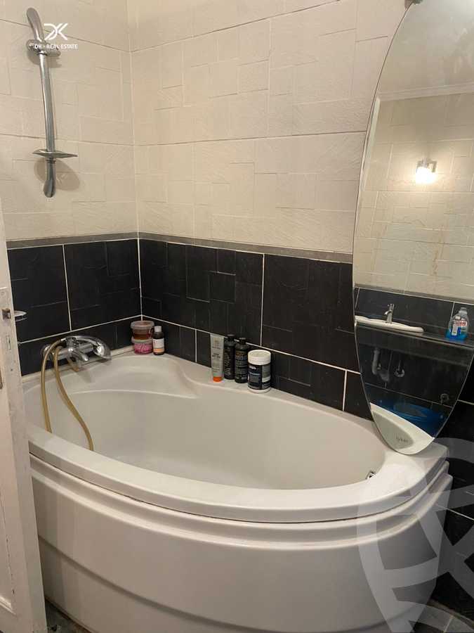https://aqarmap.com.eg/en/listing/6140964-for-sale-alexandria-lauran-shaarawy-st