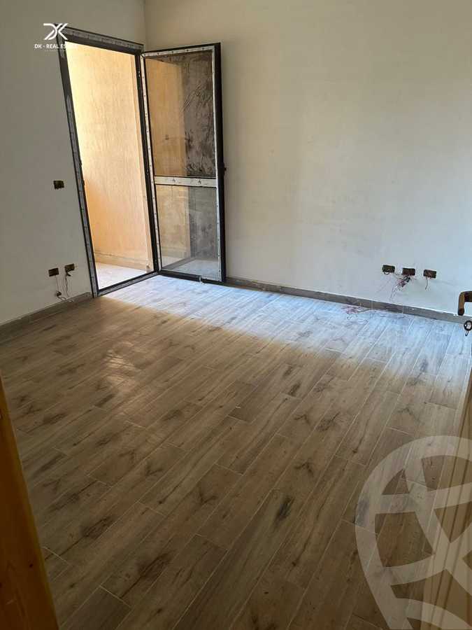 https://aqarmap.com.eg/ar/listing/6183678-for-sale-alexandria-smouha-compounds-in-smouha-valore-antoniadis-compound-el-ghonimy