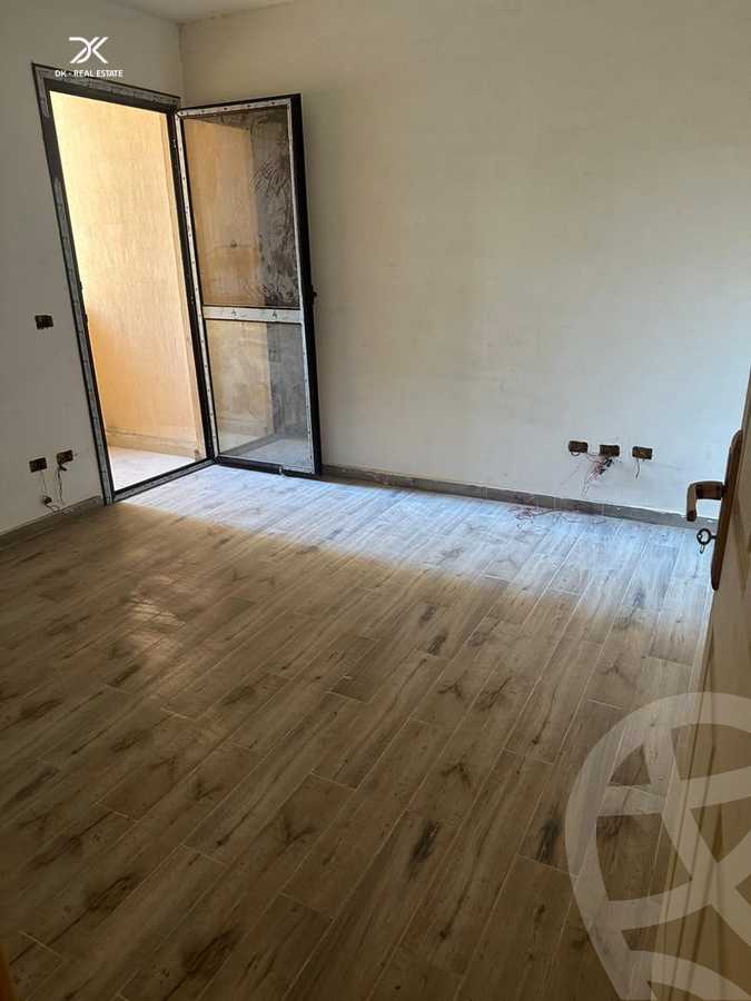 https://aqarmap.com.eg/ar/listing/6183678-for-sale-alexandria-smouha-compounds-in-smouha-valore-antoniadis-compound-el-ghonimy