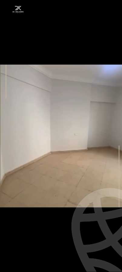 https://aqarmap.com.eg/en/listing/6213094-for-sale-alexandria-el-mandara-branched-from-malk-hanafi-2-st