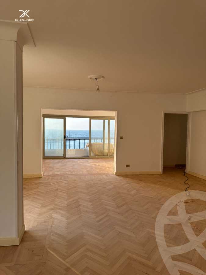 https://aqarmap.com.eg/ar/listing/6262809-for-sale-alexandria-lauran-el-gaish-rd