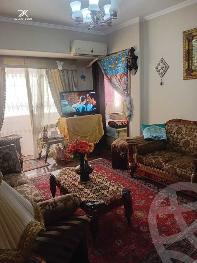 https://aqarmap.com.eg/en/listing/6279988-for-sale-alexandria-el-chatby-port-said-street