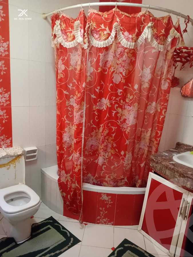 https://aqarmap.com.eg/en/listing/6279988-for-sale-alexandria-el-chatby-port-said-street