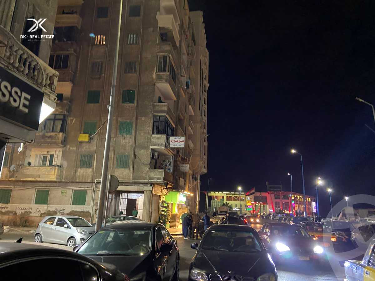 https://aqarmap.com.eg/en/listing/6279988-for-sale-alexandria-el-chatby-port-said-street