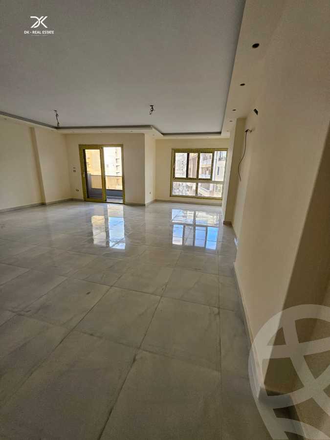 https://aqarmap.com.eg/ar/listing/6374753-for-sale-alexandria-glim-shr-bw-qyr-tryq-lhry