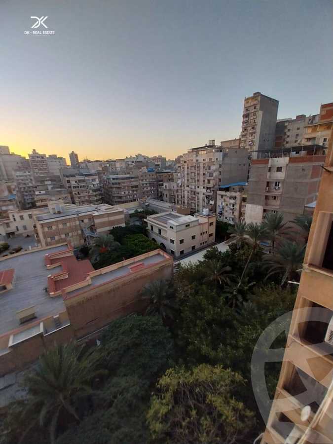 https://aqarmap.com.eg/ar/listing/6379541-for-sale-alexandria-glim-al-azaa-st