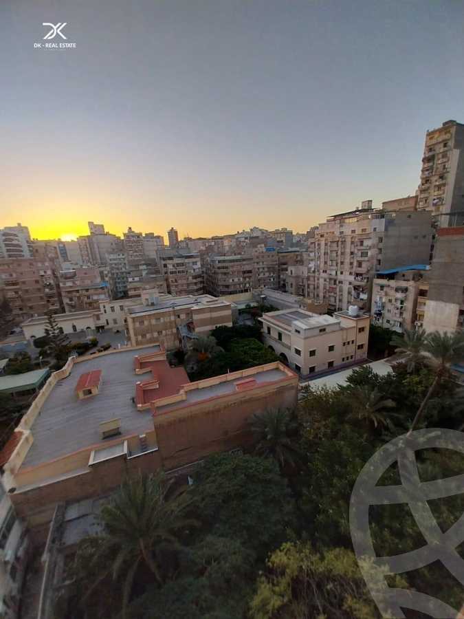 https://aqarmap.com.eg/ar/listing/6379541-for-sale-alexandria-glim-al-azaa-st