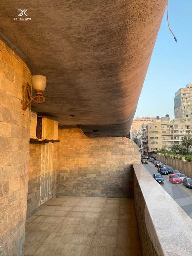 https://aqarmap.com.eg/en/listing/6403378-for-sale-alexandria-lauran-el-gaish-rd