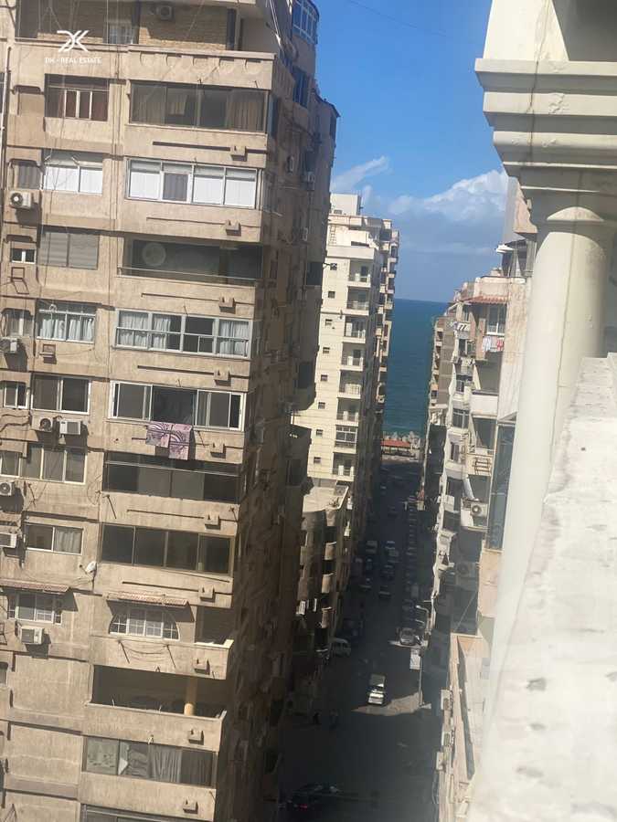 https://aqarmap.com.eg/en/listing/6465432-for-sale-alexandria-lauran-shr-srhnk
