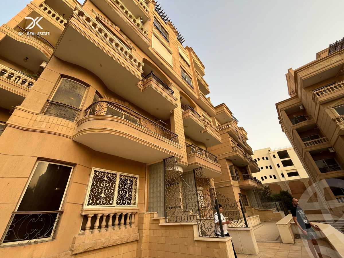 https://aqarmap.com.eg/ar/listing/5854686-for-sale-cairo-new-cairo-compounds-remas