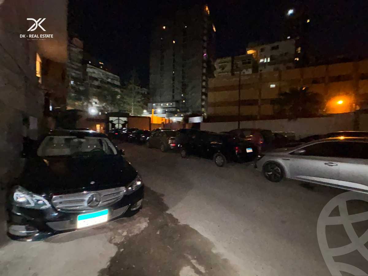 https://aqarmap.com.eg/en/listing/6515092-for-sale-alexandria-zezenia-mostafa-abd-el-razik-st