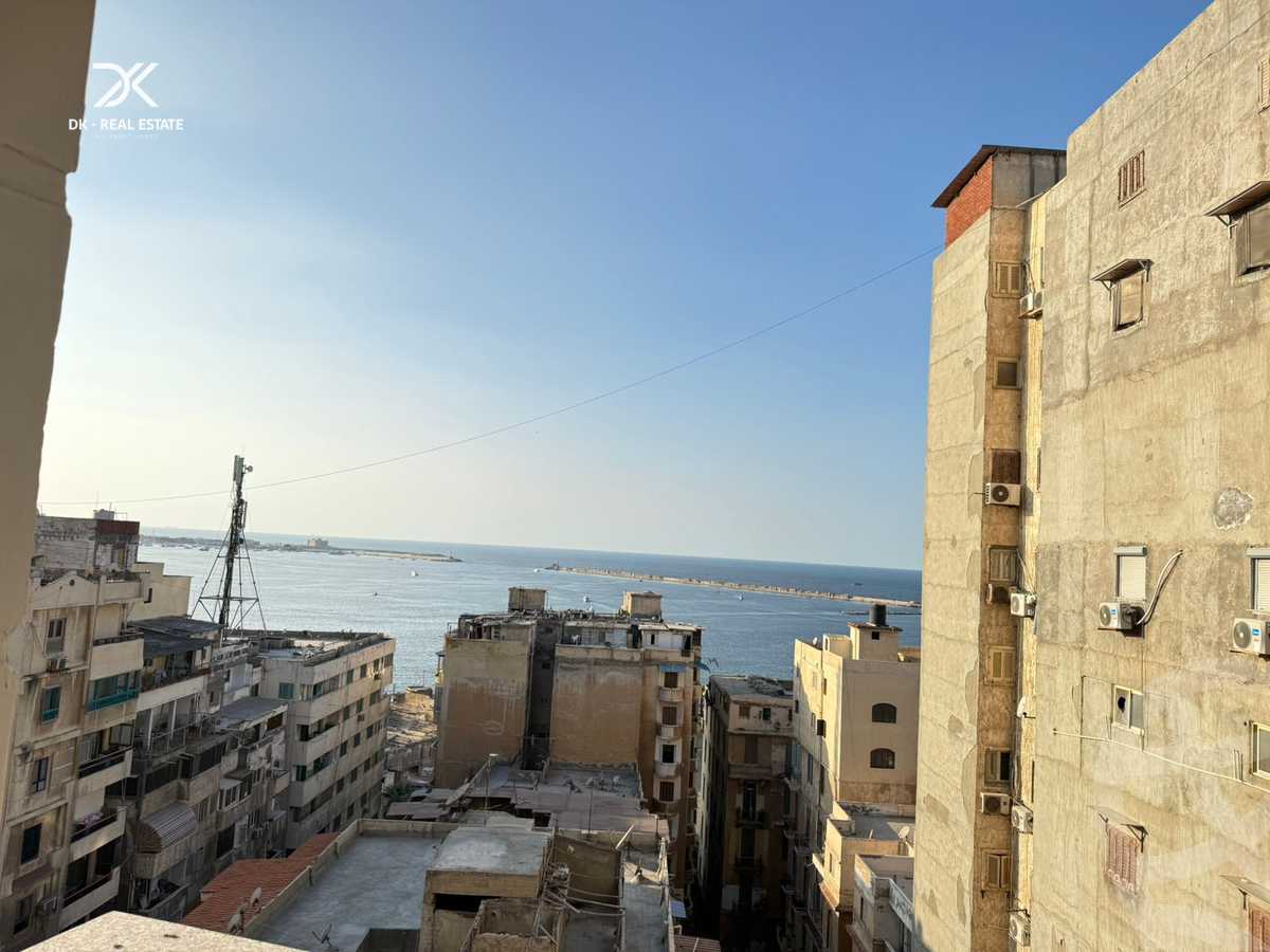 https://aqarmap.com.eg/en/listing/6517694-for-sale-alexandria-l-zryt-champollion-st
