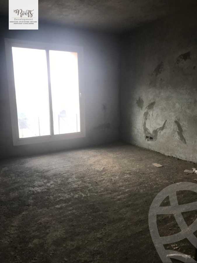 https://aqarmap.com.eg/ar/listing/4100108-for-sale-cairo-el-sheikh-zayed-city-compounds-in-sheikh-zayed-royal-meadows