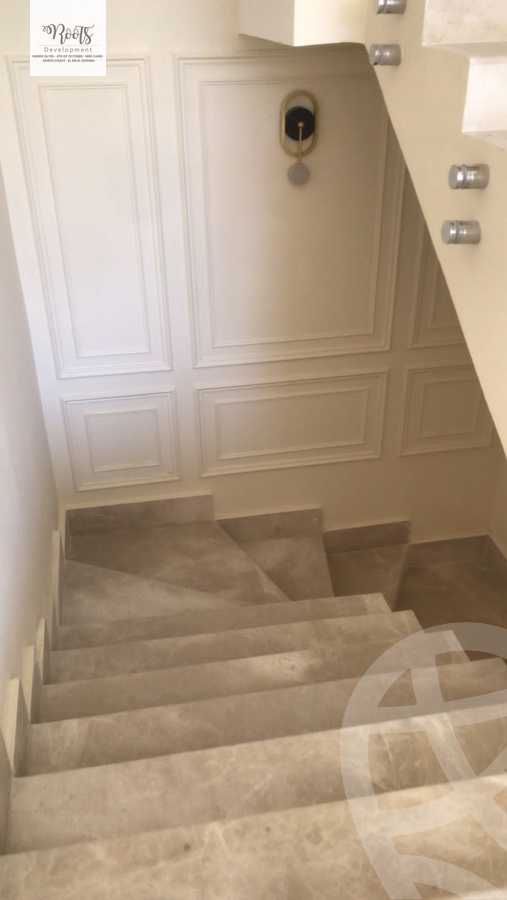 https://aqarmap.com.eg/en/listing/4114711-for-sale-cairo-el-sheikh-zayed-city-compounds-kmbwnd-wyst-twn-swdyk