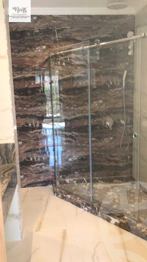 https://aqarmap.com.eg/en/listing/4114711-for-sale-cairo-el-sheikh-zayed-city-compounds-kmbwnd-wyst-twn-swdyk