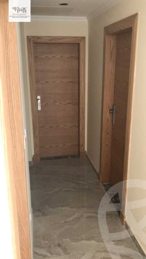 https://aqarmap.com.eg/en/listing/4114711-for-sale-cairo-el-sheikh-zayed-city-compounds-kmbwnd-wyst-twn-swdyk
