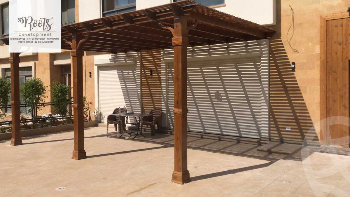 https://aqarmap.com.eg/en/listing/4114711-for-sale-cairo-el-sheikh-zayed-city-compounds-kmbwnd-wyst-twn-swdyk