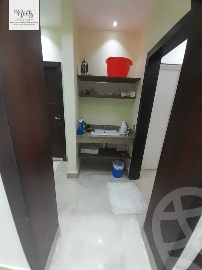 https://aqarmap.com.eg/en/listing/5420590-for-sale-cairo-el-sheikh-zayed-city-compounds-royal-city