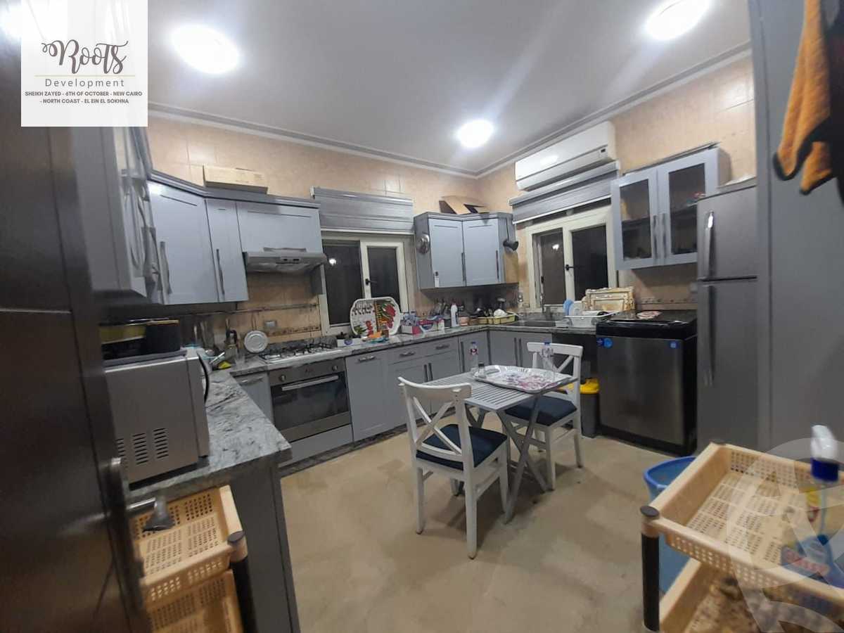 https://aqarmap.com.eg/en/listing/5420590-for-sale-cairo-el-sheikh-zayed-city-compounds-royal-city