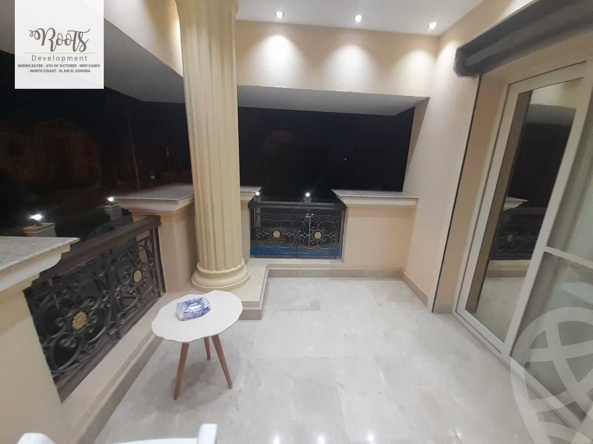 https://aqarmap.com.eg/en/listing/5420590-for-sale-cairo-el-sheikh-zayed-city-compounds-royal-city