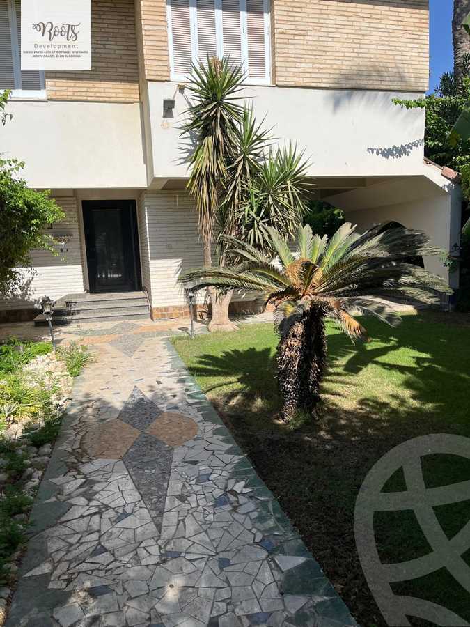 https://aqarmap.com.eg/en/listing/5467983-for-sale-cairo-el-sheikh-zayed-city-compounds-el-rabwa
