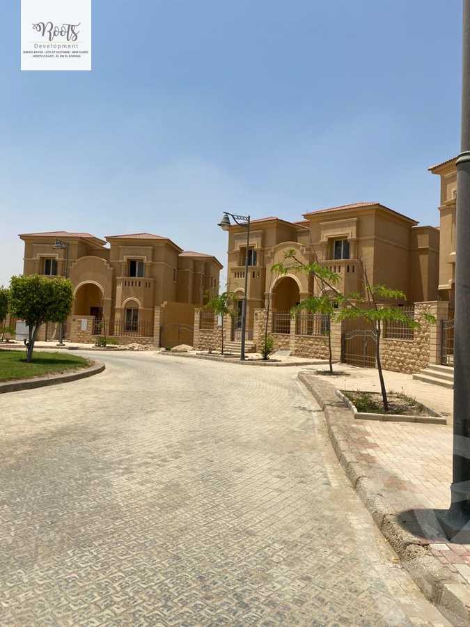 https://aqarmap.com.eg/ar/listing/5515925-for-sale-cairo-el-sheikh-zayed-city-compounds-royal-meadows