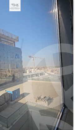 https://aqarmap.com.eg/ar/listing/5544739-for-sale-cairo-el-sheikh-zayed-city-compounds-etapa-square-mall-city-edge