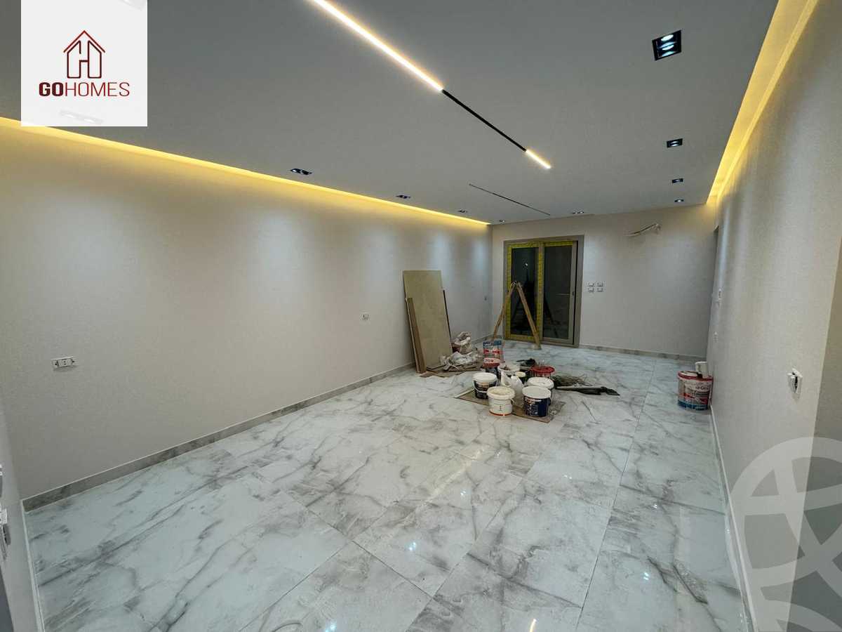 https://aqarmap.com.eg/en/listing/5848723-for-sale-cairo-new-cairo-compounds-galleria-moon-valley