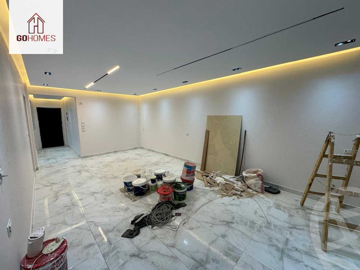 https://aqarmap.com.eg/en/listing/5848723-for-sale-cairo-new-cairo-compounds-galleria-moon-valley