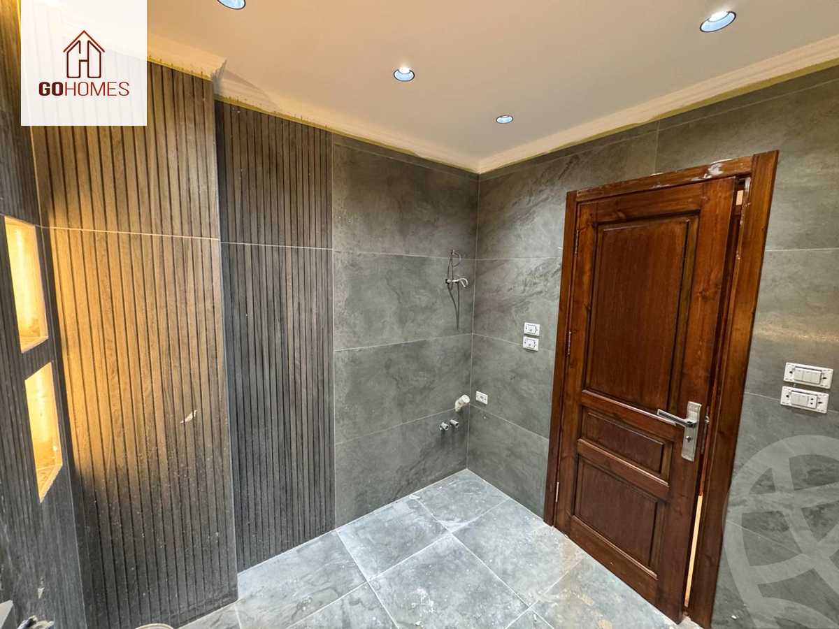 https://aqarmap.com.eg/en/listing/5848723-for-sale-cairo-new-cairo-compounds-galleria-moon-valley