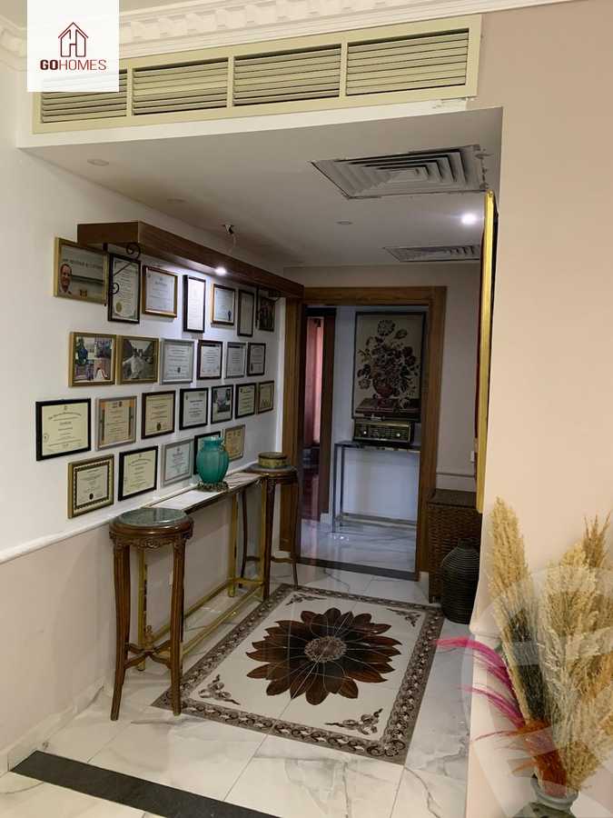 https://aqarmap.com.eg/en/listing/5861564-for-sale-cairo-new-cairo-compounds-silver-palm