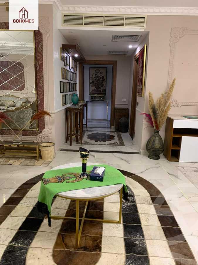 https://aqarmap.com.eg/en/listing/5861564-for-sale-cairo-new-cairo-compounds-silver-palm