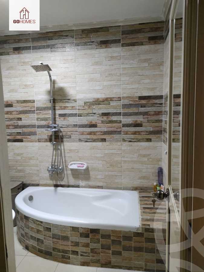 https://aqarmap.com.eg/en/listing/6283066-for-sale-cairo-el-maadi-sarayat-el-maadi-street-20