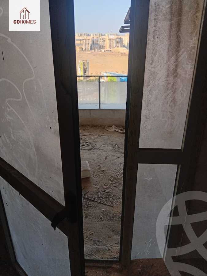 https://aqarmap.com.eg/en/listing/6538735-for-sale-cairo-new-cairo-el-kattameya-compounds-in-kattameya-crystal-plaza