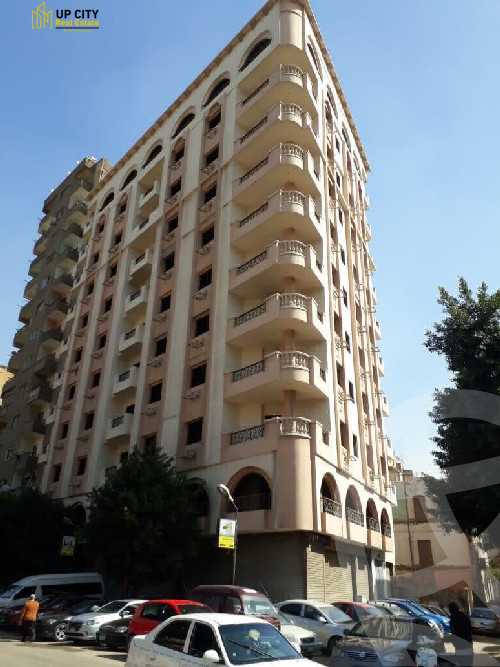 https://aqarmap.com.eg/en/listing/5053580-for-sale-cairo-downtown-abdeen-el-gomhoreya-square