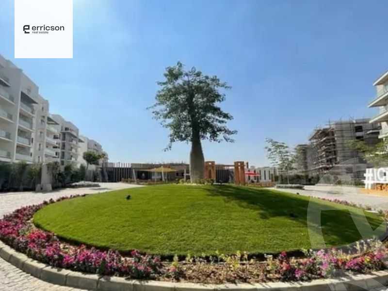https://aqarmap.com.eg/ar/listing/5354240-for-sale-cairo-new-cairo-compounds-mwntn-fyw-y-syty-club-park-mountain-view-icity