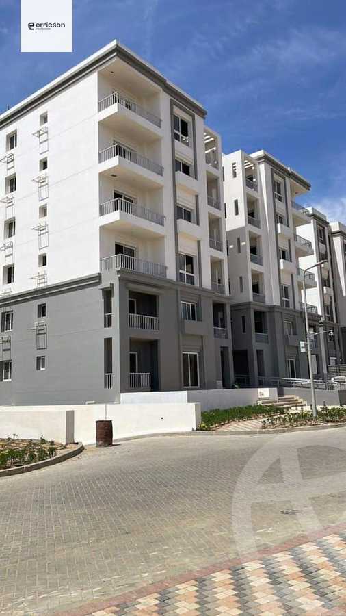 https://aqarmap.com.eg/ar/listing/6108581-for-sale-cairo-new-cairo-compounds-hyde-park-park-corner-hyde-park