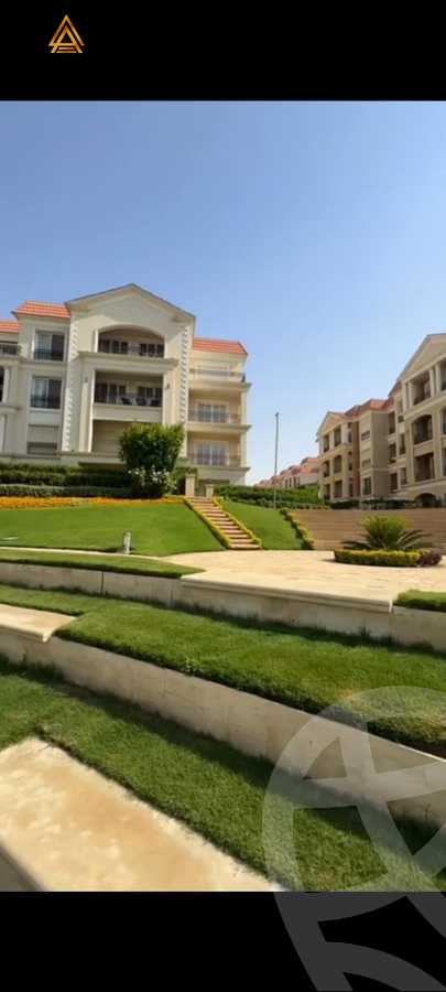 https://aqarmap.com.eg/ar/listing/5228518-for-sale-cairo-new-cairo-compounds-hyde-park-centre-ville-hyde-park