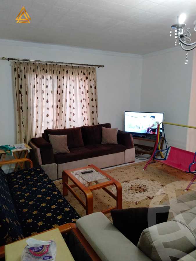 https://aqarmap.com.eg/en/listing/5231261-for-rent-cairo-new-cairo-lrhb-city-phase-1-ahmed-rami-st