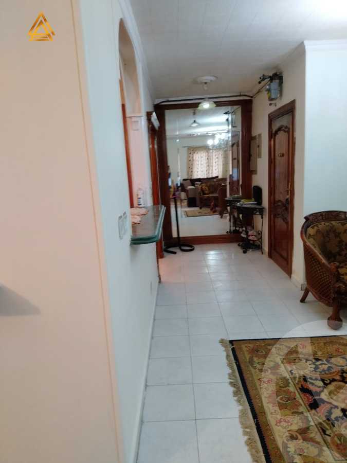 https://aqarmap.com.eg/en/listing/5231261-for-rent-cairo-new-cairo-lrhb-city-phase-1-ahmed-rami-st