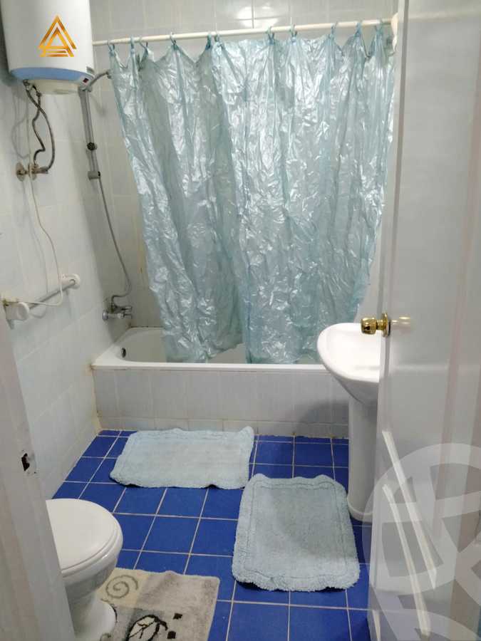https://aqarmap.com.eg/en/listing/5231261-for-rent-cairo-new-cairo-lrhb-city-phase-1-ahmed-rami-st