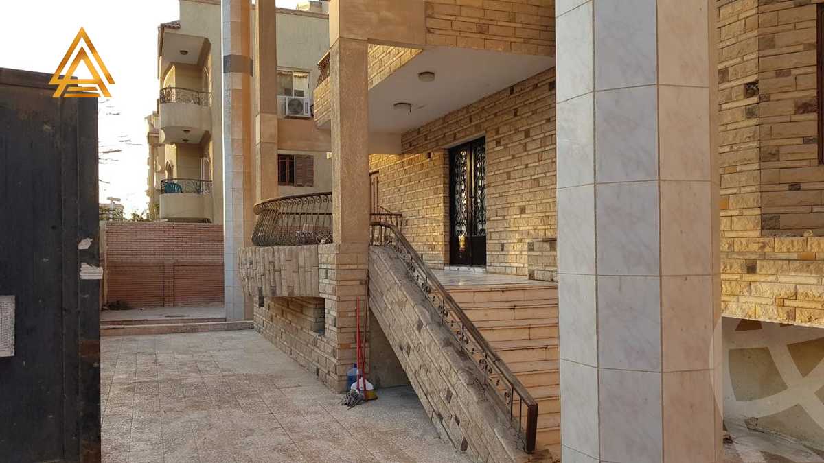 https://aqarmap.com.eg/en/listing/5257016-for-sale-cairo-new-cairo-90th-street-90th-between-cairo-festival-city-and-mountain-view-roundabout