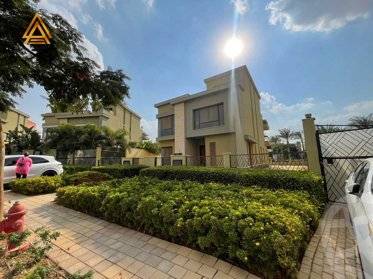 https://aqarmap.com.eg/en/listing/5303160-for-sale-cairo-new-cairo-compounds-villette-vy-ryzydns-villette