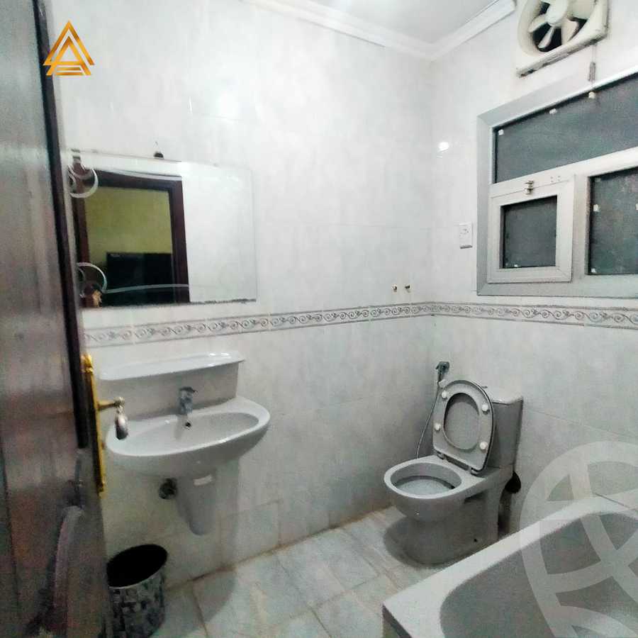 https://aqarmap.com.eg/ar/listing/5278077-for-sale-cairo-new-cairo-madinaty-sixth-zone-buildings-ragab-sons