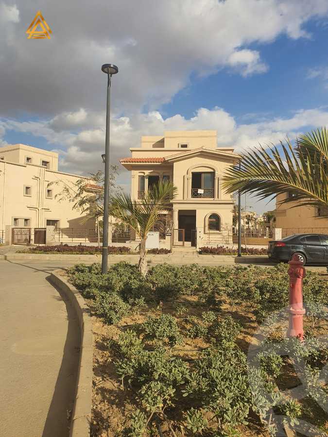 https://aqarmap.com.eg/en/listing/5330050-for-sale-cairo-new-cairo-madinaty-lmntq-lthlthh-fylt-group-24