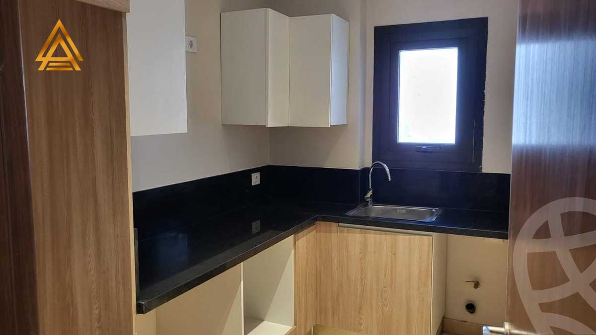 https://aqarmap.com.eg/en/listing/5337529-for-sale-cairo-el-sheikh-zayed-city-compounds-zyd-wr-llttwyr-park-towers-zed-el-sheikh-zayed-compound