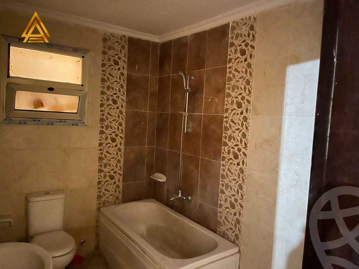 https://aqarmap.com.eg/ar/listing/5354953-for-sale-cairo-new-cairo-el-kornfol-el-kornfol-5