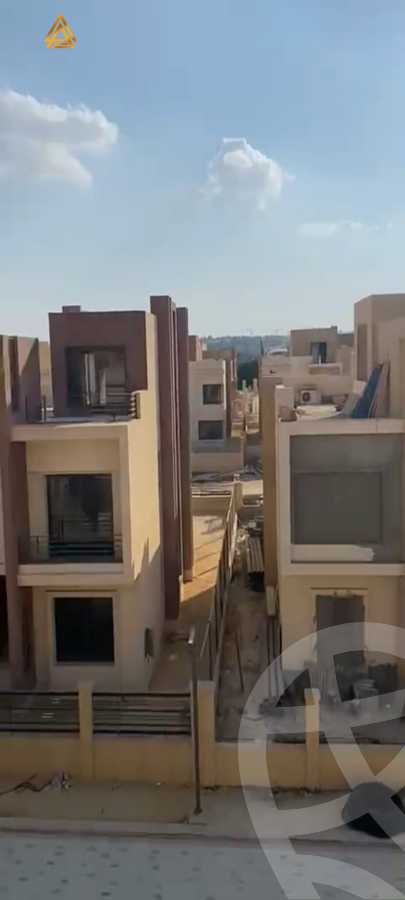 https://aqarmap.com.eg/ar/listing/5355031-for-sale-cairo-el-sheikh-zayed-city-compounds-el-mostaqbal-city